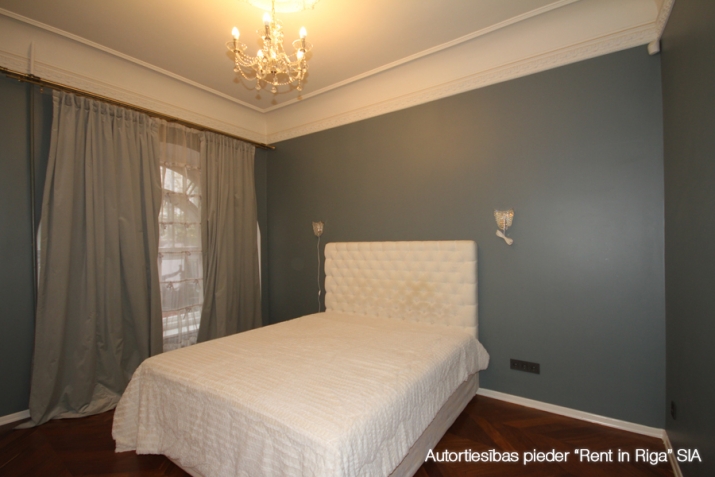 Sludinājumi. Pārdod 3 istabu dzīvokli klusajā centrā, Ausekļa ielā 3, Rīgā. - Augstais pirmais stāvs - Kopējā Cena: 272000 EUR Foto #6