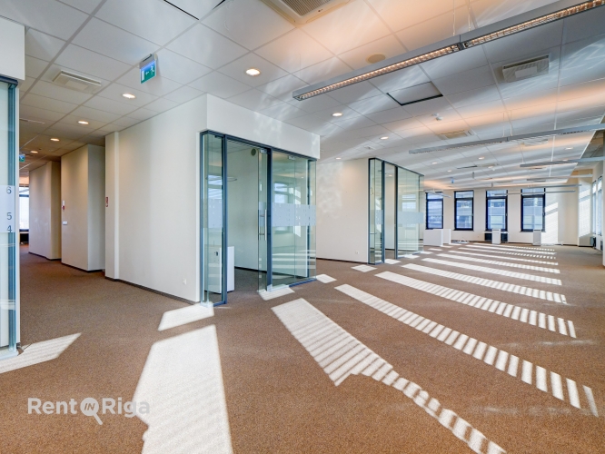 Объявление. Office space on the 7th floor of the office building Place Eleven.  The office building can be Цена: 8528 EUR/мес. Foto #1