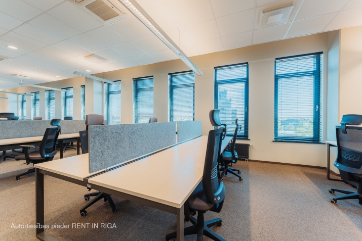 Sludinājumi. Atvērta tipa biroja telpas biroju ēkas Place Eleven.  Plānojums - atvērta tipa (open space) telpas, Cena: 8528 EUR/mēn Foto #1