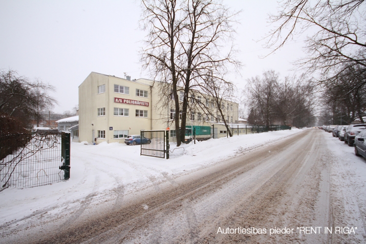 Объявление. Pilnībā autonomas un gaišas telpas, kuras piemērotas smalkajai ražošanai, birojam vai noliktavai.  Цена: 1200 EUR/мес. Foto #9