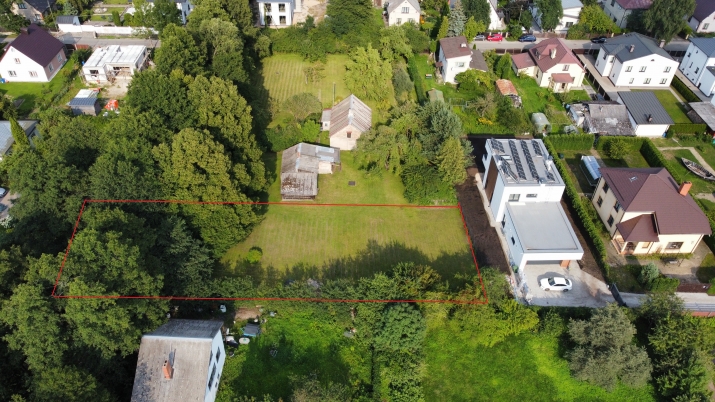 Sludinājumi. Zemes gabals klusā vietā savrupmājas būvniecībai.  Taisnstūra formas, kopts, līdzens fasādes zemes Cena: 77000 EUR Foto #8