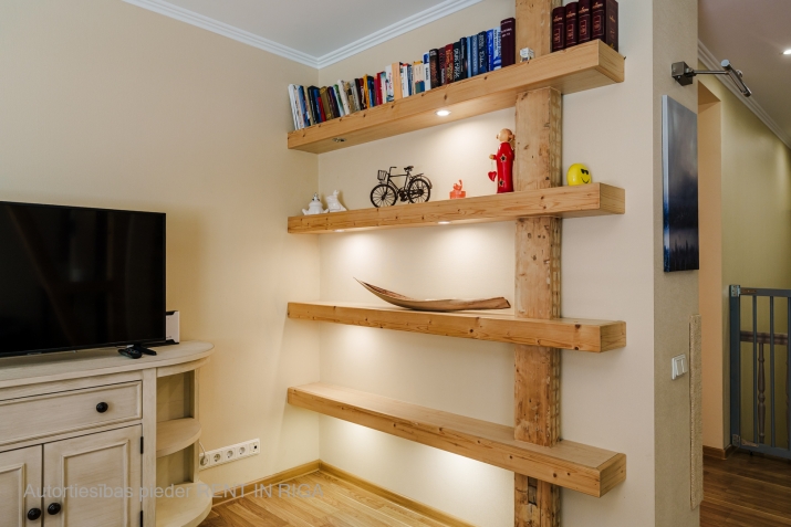 Sludinājumi. Dzīvoklis ar stāvvietu pagalmā, Klusajā centrā.  Pārdod dzīvokli, kas atrodas klusā pagalmā, 2 Cena: 184000 EUR Foto #3