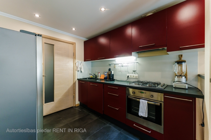 Sludinājumi. Dzīvoklis ar stāvvietu pagalmā, Klusajā centrā.  Pārdod dzīvokli, kas atrodas klusā pagalmā, 2 Cena: 184000 EUR Foto #6