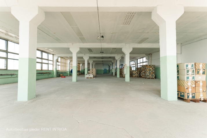Sludinājumi. Iznomā ražotnes telpas Rīgas Brīvostas tuvumā.   Sākot ar 600 kvm iznomājam telpas Cena: 5300 EUR/mēn Foto #7