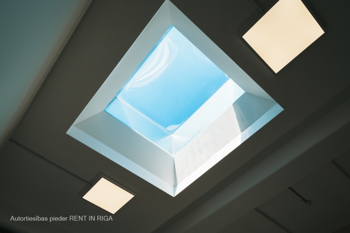 Объявление. Помещение с раковиной на Югле, Бривибас гатве 403.  Помещение может быть приспособлено под офис, Цена: 265 EUR/мес. Foto #5