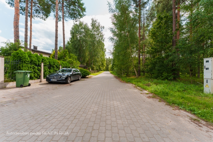 Sludinājumi. Grezna privātmāja Sunīšos.  Māja atrodas klusā vietā, meža malā. Apkārtējie kaimiņi patīkami un Cena: 499000 EUR Foto #8