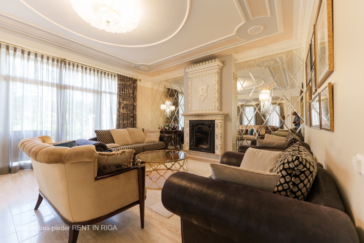 Sludinājumi. Grezna privātmāja Sunīšos.  Māja atrodas klusā vietā, meža malā. Apkārtējie kaimiņi patīkami un Cena: 499000 EUR Foto #9