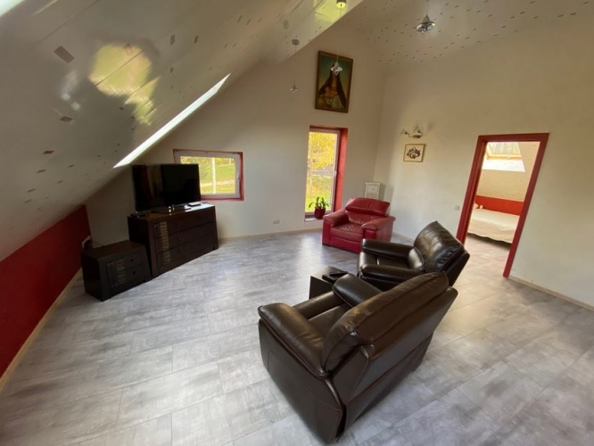 Sludinājumi. Pārdošanā fantastisks īpašums Līgatnē.   Uz vērienīgā 4.93 ha zemesgabala ierīkots plašs zivju Cena: 230000 EUR Foto #9