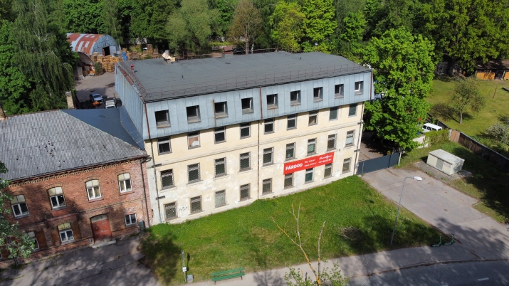 Sludinājumi. Tiek pārdots investīciju objekts Rīgā Bauskas ielā 166C. Jaunais teritorijas plānojums atļauj ēkā Cena: 494200 EUR Foto #1