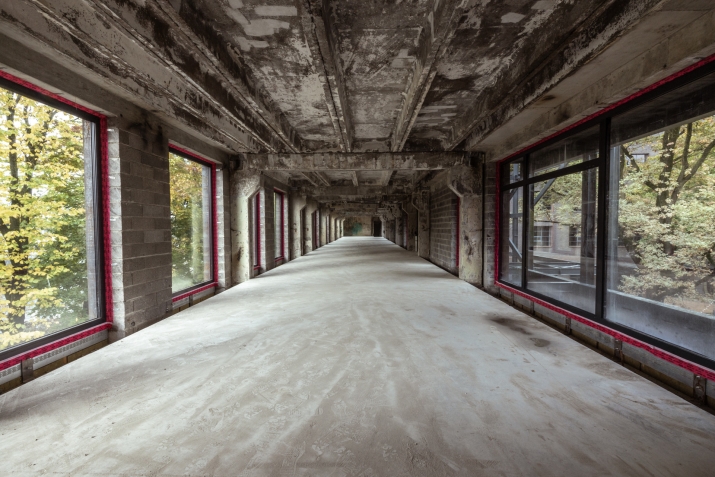 Sludinājumi. Unikāls birojs urbānajā vidē ar stiklotām sienām uz abām pusēm.  Kopējā platība piedāvājumam:  2. Cena: 7518 EUR/mēn Foto #9