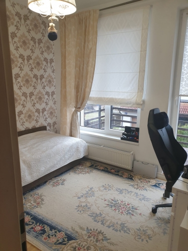 Sludinājumi. Tiek pārdota divstāvu māja ar platību 245 kv. m klusā rajonā Jūrmalā-Valteros. Blakus upe 150 Cena: 250000 EUR Foto #9