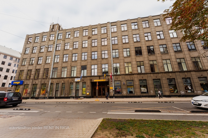 Объявление. Biroji Latvijas laika ēkā Bruņinieku ielā 29/31.  Iznomā 2 izolētas telpas ar priekštelpu. Ēkā Цена: 264 EUR/мес. Foto #7