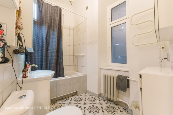 Sludinājumi. Pārdod 4 istabu dzīvokli renovētā vēsturiskā ēkā pašā Rīgas sirdī.  Dzīvoklī ir veikts remonts un Cena: 171000 EUR Foto #8