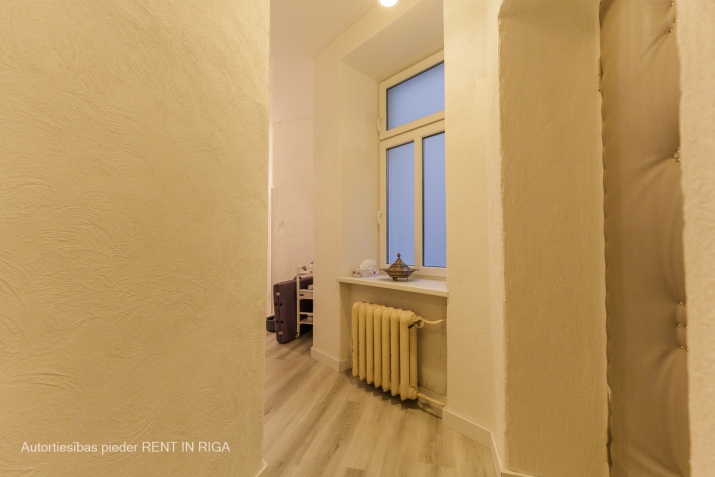Sludinājumi. Pārdod 4 istabu dzīvokli renovētā vēsturiskā ēkā pašā Rīgas sirdī.  Dzīvoklī ir veikts remonts un Cena: 171000 EUR Foto #6