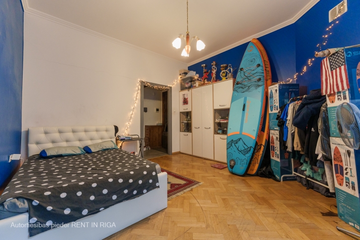 Sludinājumi. Pārdod 4 istabu dzīvokli renovētā vēsturiskā ēkā pašā Rīgas sirdī.  Dzīvoklī ir veikts remonts un Cena: 171000 EUR Foto #4