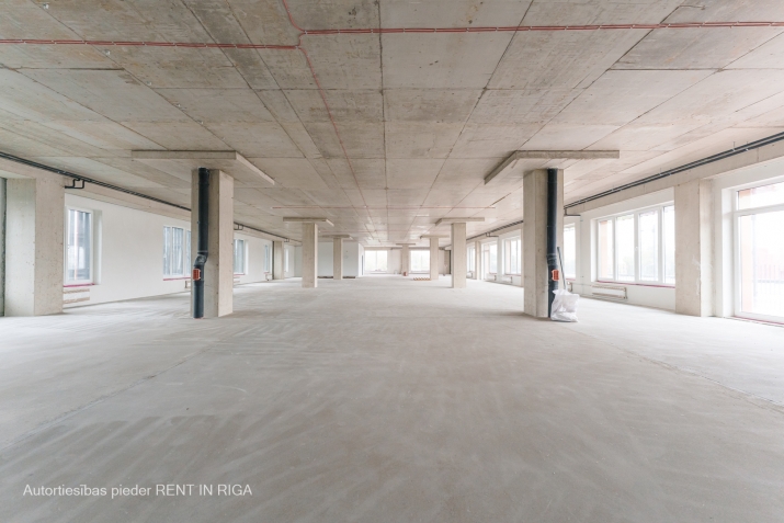 Sludinājumi. Jauns biroju komplekss Dzelzavas ielā  + Plašas \'OPEN SPACE\' telpas\' + piedāvājumā divi pilni ēkas Cena: 15600 EUR/mēn Foto #3