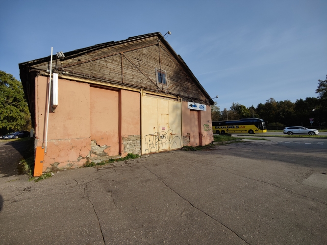 Sludinājumi. Noliktavas telpas Brīvības 439.  - lielie vārti; - telpas nav apkurināmas; - bezmaksas stāvvieta Cena: 360 EUR/mēn Foto #7