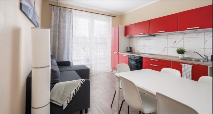 Sludinājumi. Tiek izīrēts dzīvoklis projektā \'Jūrkalnes pērle\'. Ir balkons, lifts,  dzīvokļa logi vērsti uz Cena: 550 EUR/mēn Foto #2