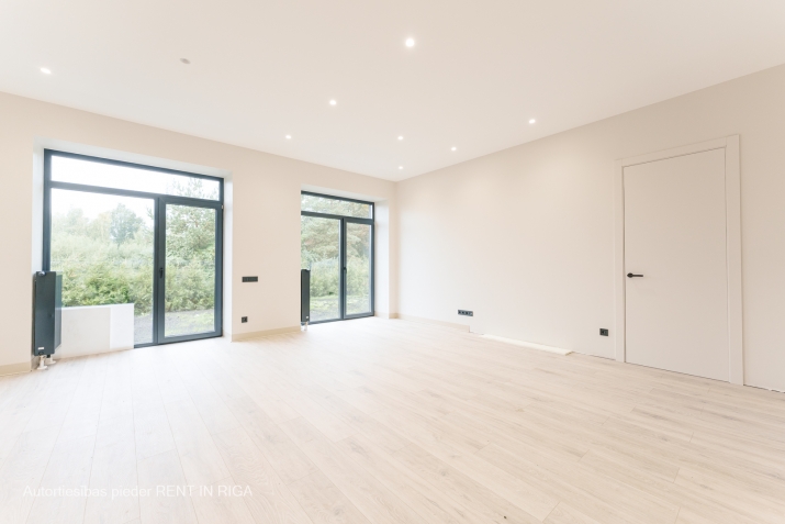 Sludinājumi. Vēlaties dzīvot mūsdienīgā dzīvoklī, kvalitatīvā mājā, kas atrodas klusā, mierīgā vidē un tuvu Cena: 159000 EUR Foto #7