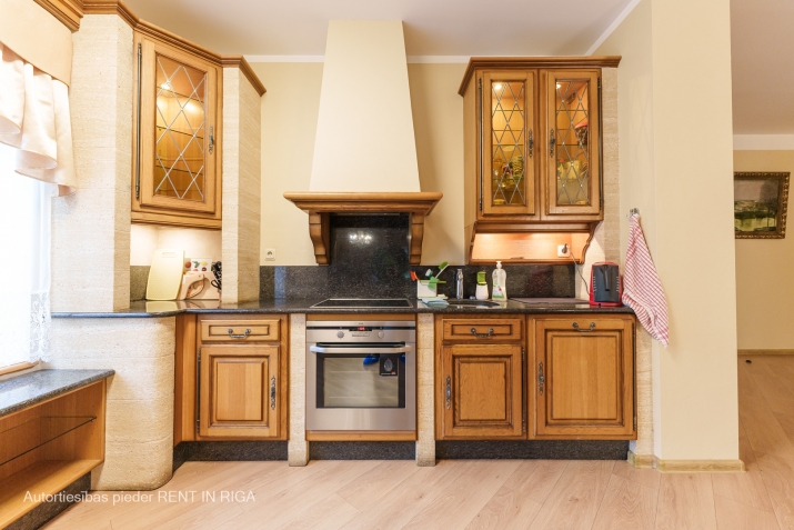 Sludinājumi. Energoefektīva māja, ar saules paneļiem!   Zemi ikmēneša maksājumi, par tiem parūpējas uz jumta Cena: 750000 EUR Foto #7