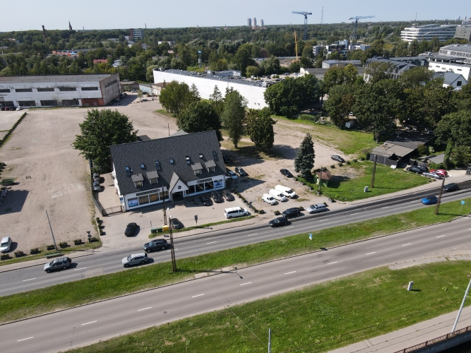 Sludinājumi. Tiek pārdots naudas plūsmas objekts, kas sastāv no četru ēku kompleksa, aktīvā vietā ar skatu uz Cena: 770000 EUR Foto #1