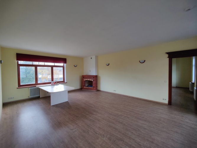 Объявление. Gaišas telpas jaunā ēkā pie Āgenskalna tirgus.  Īpašums sastāv no 1 lielas telpas un 3 mazākam, Цена: 850 EUR/мес. Foto #4