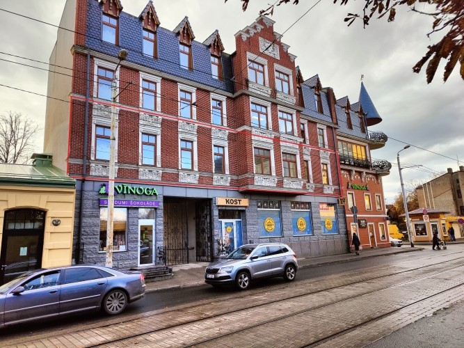 Объявление. Gaišas telpas jaunā ēkā pie Āgenskalna tirgus.  Īpašums sastāv no 1 lielas telpas un 3 mazākam, Цена: 850 EUR/мес. Foto #1