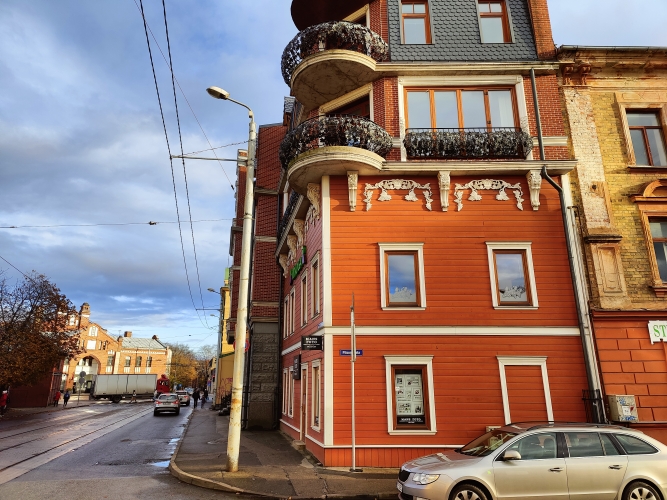 Объявление. Gaišas telpas jaunā ēkā pie Āgenskalna tirgus.  Īpašums sastāv no 1 lielas telpas un 3 mazākam, Цена: 850 EUR/мес. Foto #3