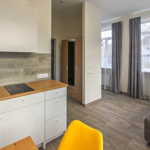 Sludinājumi. Piedāvājam investīcijas objektu, īres māju Rīgā. Ēka pilnība rekonstruētā 2020. gadā. Plašs zemes Cena: 650000 EUR Foto #3