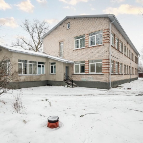 Sludinājumi. Piedāvājam investīcijas objektu, īres māju Rīgā. Ēka pilnība rekonstruētā 2020. gadā. Plašs zemes Cena: 650000 EUR Foto #2