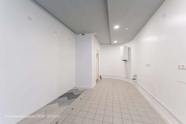 Sludinājumi. Izīrē kafejnīcas telpas Skanstē.  Telpu grupas izmantošanas veids - kafejnīca (kods 1230). Ir Cena: 1200 EUR/mēn Foto #7