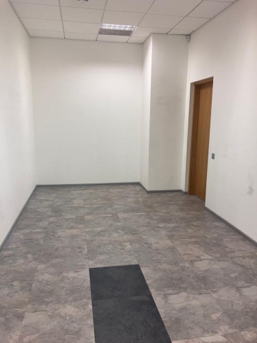 Sludinājumi. Mūsdienīgs birojs 5-stāvā.  + Telpās ūdens, kanalizācija; + papildus nomas maksai jāveic komunālie Cena: 720 EUR/mēn Foto #5