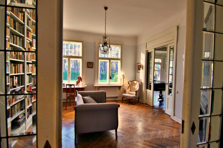 Объявление. Эта вилла - одна из редких жемчужин, отражающих аристократический шарм прошлого Межапарка, и этот Цена: 1.35e+06 EUR Foto #9