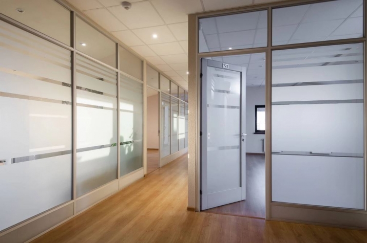 Sludinājumi. Tiek pārdots dzīvoklis kompleksā Upīša galerija, pagalma māja, 3.stāvs, 130.4 m2   Ēka būvēta Cena: 221680 EUR Foto #5