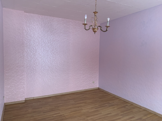 Sludinājumi. Iznomā atsevišķi stāvošu divstāvu ēku Dārzciemā.  Attīstīta sabiedriskā transporta infrastruktūra Cena: 1400 EUR/mēn Foto #7