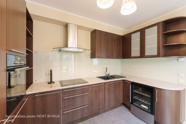 Объявление. Предлагаем преобрести дом в благоустроенном посёлке Салиена, идеально расположенный между Ригой и Цена: 360000 EUR Foto #6