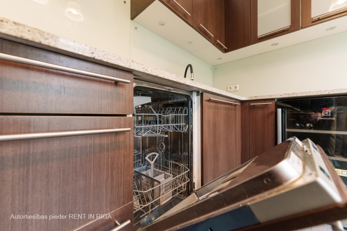 Объявление. Предлагаем преобрести дом в благоустроенном посёлке Салиена, идеально расположенный между Ригой и Цена: 360000 EUR Foto #7