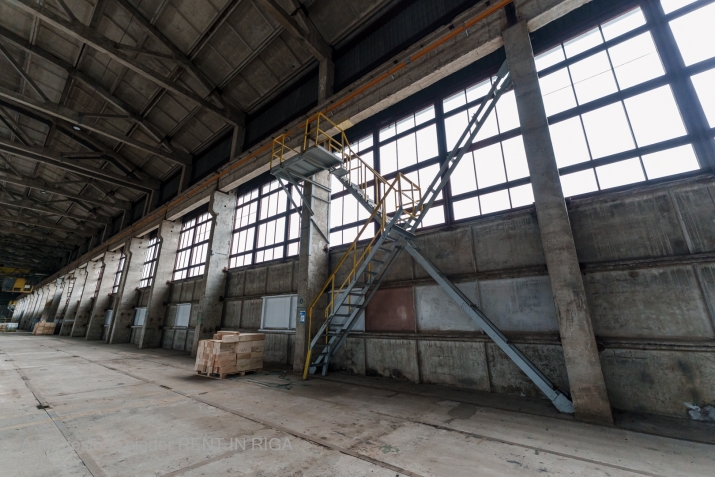 Объявление. Склад 4 на промышленной территории по адресу улица Брасла, 24.  Склад состоит из одного большого Цена: 9000 EUR/мес. Foto #4