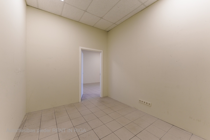 Sludinājumi. Piedāvājumā telpas Ķengaragā.  + 4. stāvs; + Platība sastāv no atvērta telpas; + Ventilācija; + Cena: 576 EUR/mēn Foto #8
