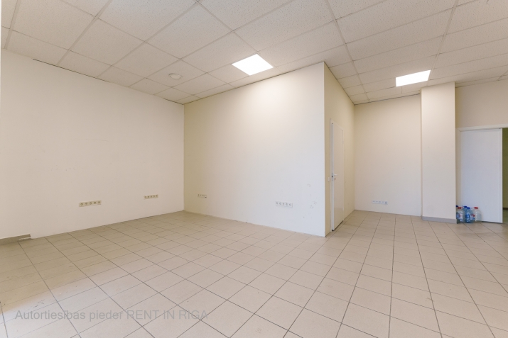 Sludinājumi. Piedāvājumā telpas Ķengaragā.  + 4. stāvs; + Platība sastāv no atvērta telpas; + Ventilācija; + Cena: 576 EUR/mēn Foto #7