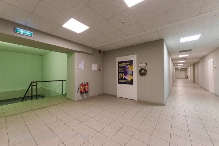 Sludinājumi. Piedāvājumā telpas Ķengaragā.  + 2. stāvs; + Platība sastāv no atvērta telpas; + Ventilācija; + Cena: 590 EUR/mēn Foto #7