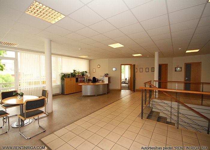 Sludinājumi. Birojs Slokas ielā. Fiksēta nomas maksa. Nomas maksā ir iekļaiti komunālie maksājumi, stāvvieta, Cena: 671 EUR/mēn Foto #6