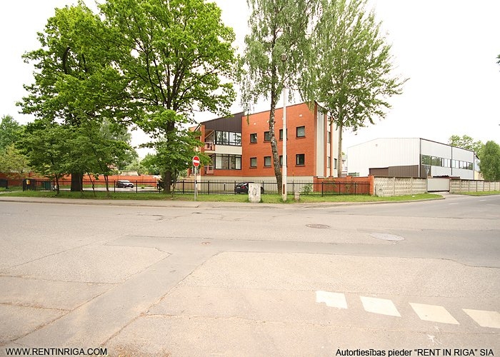 Sludinājumi. Birojs Slokas ielā. Fiksēta nomas maksa. Nomas maksā ir iekļaiti komunālie maksājumi, stāvvieta, Cena: 671 EUR/mēn Foto #7
