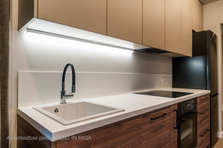 Sludinājumi. Lieliska iespēja iegādāties dzīvokli renovētajā projektā Agenskalnā.  Lieliskā lokācija un Cena: 173905 EUR Foto #5