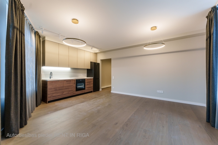 Sludinājumi. Lieliska iespēja iegādāties dzīvokli renovētajā projektā Agenskalnā.  Lieliskā lokācija un Cena: 173905 EUR Foto #3