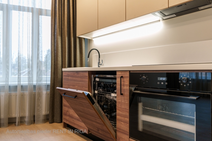 Sludinājumi. Lieliska iespēja iegādāties dzīvokli renovētajā projektā Agenskalnā.  Lieliskā lokācija un Cena: 173905 EUR Foto #6