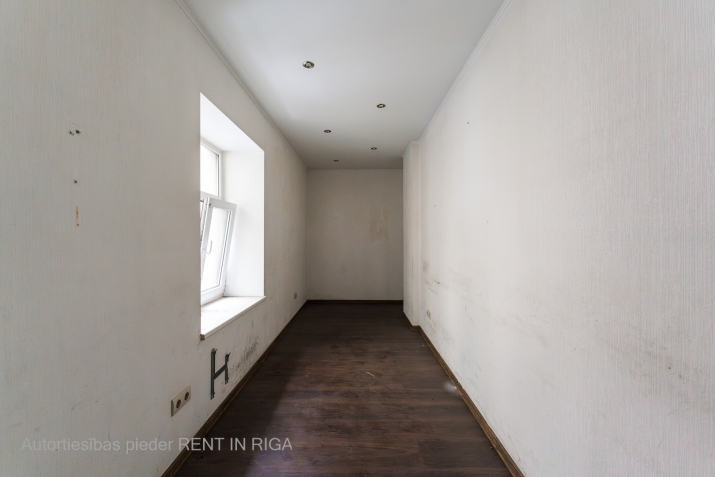 Sludinājumi. Namīpašums Vecrīgā.  Pirmajā stāvā atrodas tirdzniecības telpas (Late Night Munchies ēstuve), Cena: 700000 EUR Foto #6
