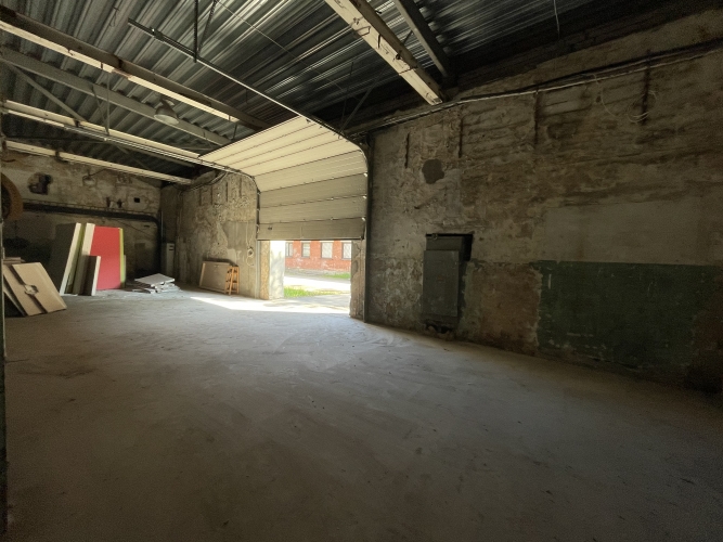 Sludinājumi. Noliktavas telpas Juglā 1 stāvā. Platība sastāv no  atvērta tipa telpas.  Iespējams ūdens un Cena: 2100 EUR/mēn Foto #5