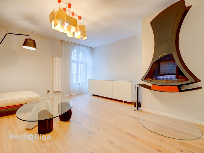Sludinājumi. Vilhelma Nami Miesnieku ielā 13, 15 un 17 iespējams ir iekārojamākās adresēs Rīgā. Senatnes elpa Cena: 3029 EUR/mēn Foto #8