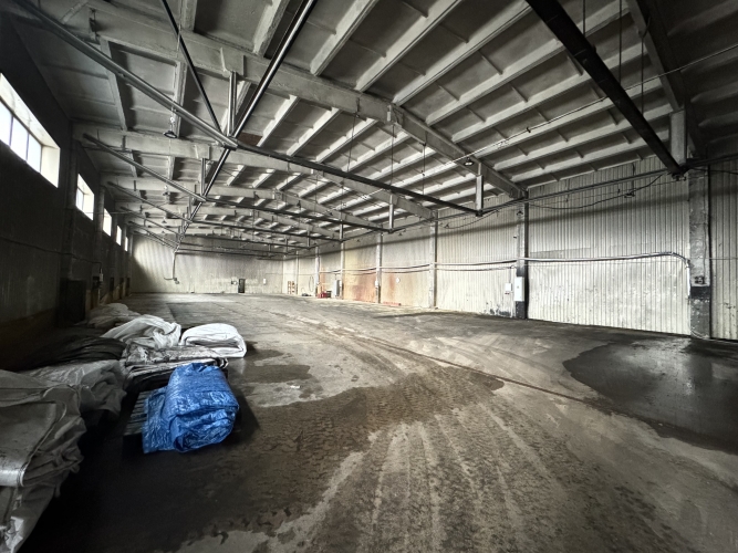 Sludinājumi. Kravu ostas terminālis \'Port Magnat\' piedāvā nomāt noliktavu telpas.  Noliktava BEZ apkures. Cena: 3440 EUR/mēn Foto #6